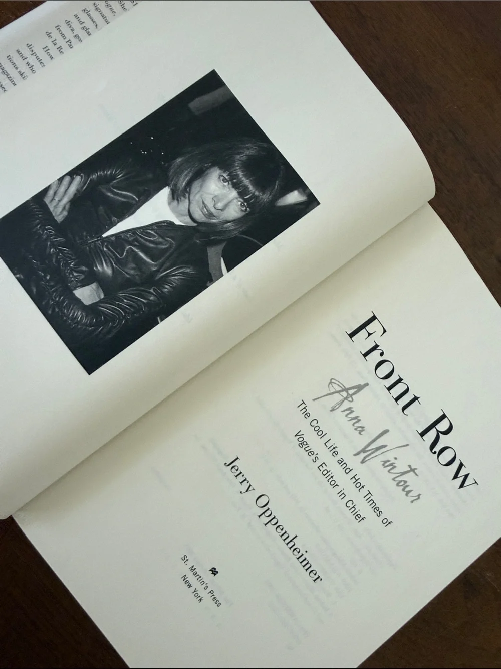 Anna Wintour: Front Row - The Cool Life and Hot Times of Vogue’s Editor in Chief
